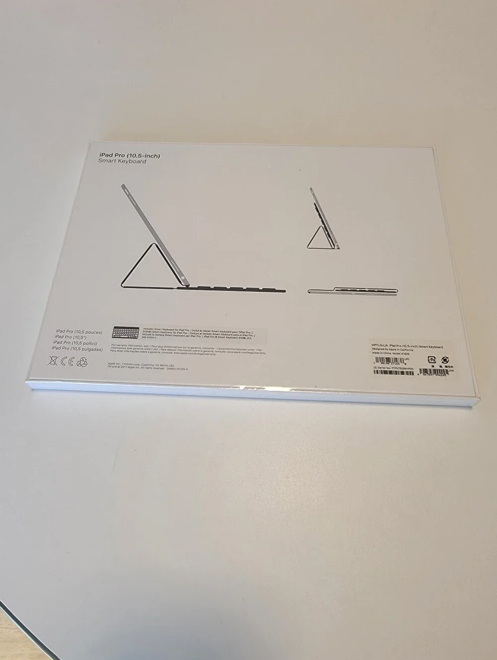 New NIB IPAD Pro Smart Keyboard 10.5 Inch